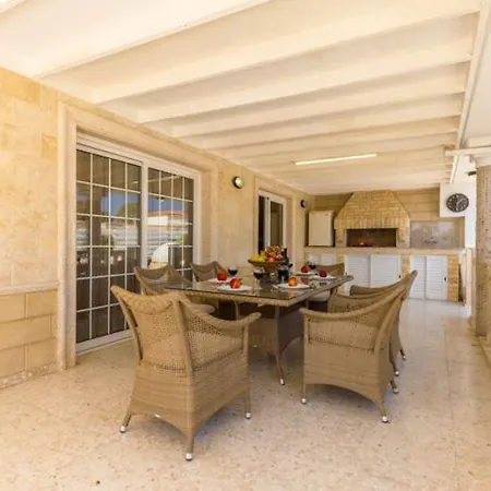 Calypso Holiday home
